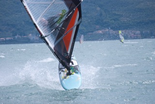 Windsurf Garda lake 