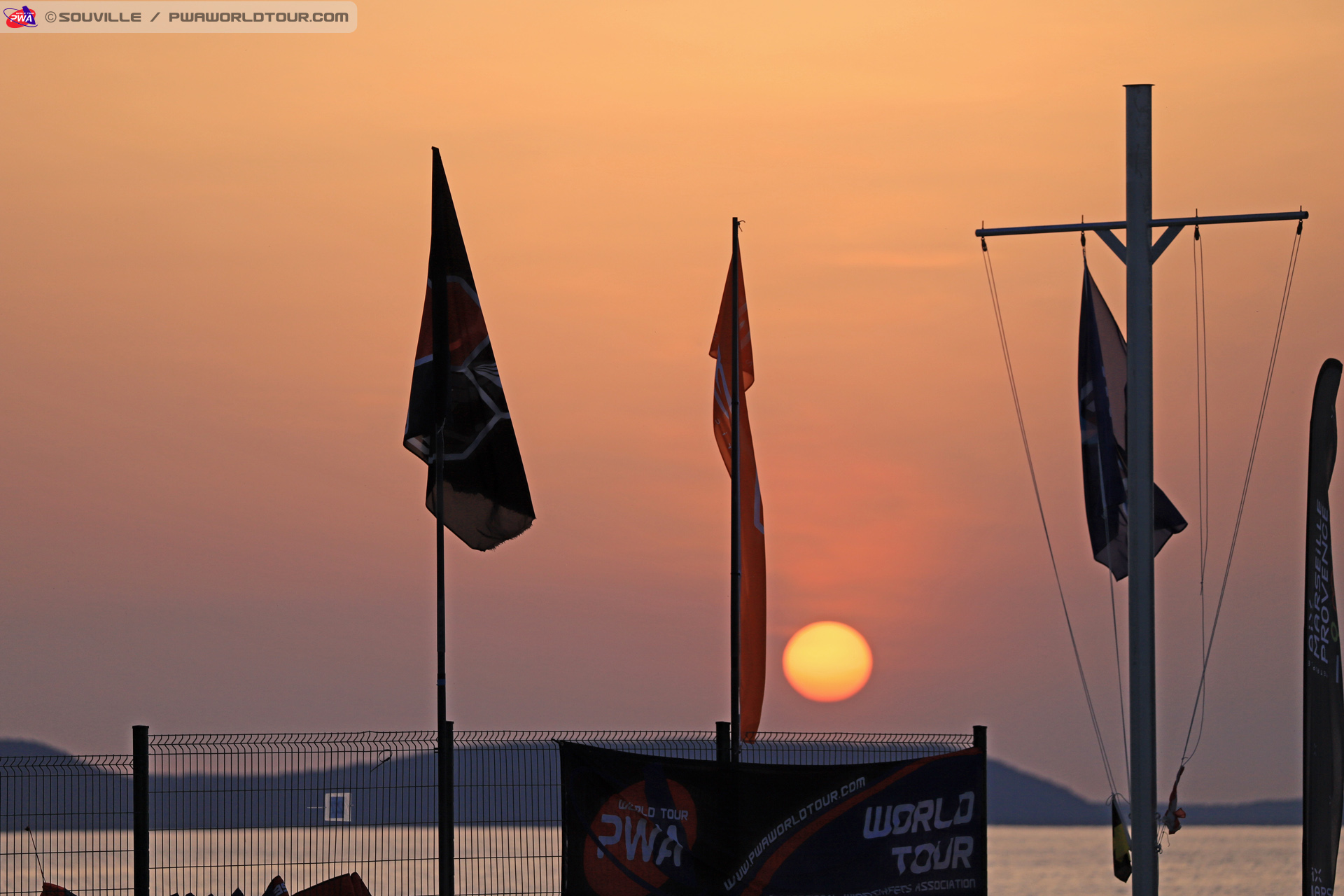 The sunsets on the penultimate day in marignane